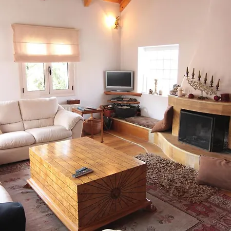 Villa Fotismata - In The Heart Of